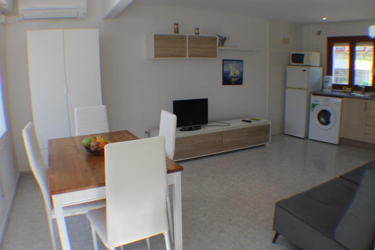 Apartamento Agi Port De Rosas Exterior foto